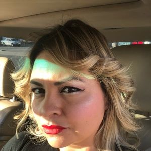 Meet your Posher, Sonia